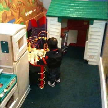 Lauren's Closet - Kids play room - Used, Vintage & Consignment Near Me - Alameda, California