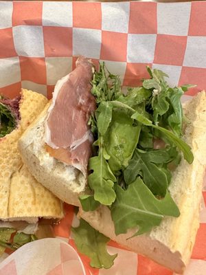 Tuscan Hen Market by null