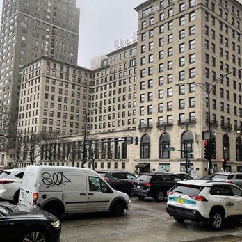 The Drake - Hotels Near Me - Chicago, Illinois