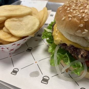 Burger IM - Angus Beef and sliced potato fries - Burgers Near Me - Tracy, California Burger IM - Angus Beef and sliced potato fries - Burgers Near Me - Tracy, California