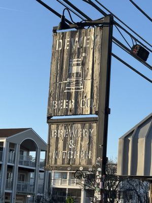 Dewey Beer Co. by null