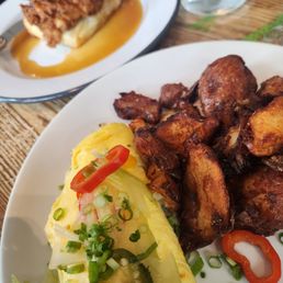 Crawfish Omlette, Crispy Potatoes, Fried Chicken & Tabasco Honey Biscuit Crawfish Omlette, Crispy Potatoes, Fried Chicken & Tabasco Honey Biscuit