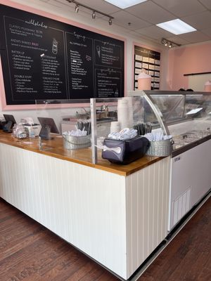 Andia's Ice Cream by null