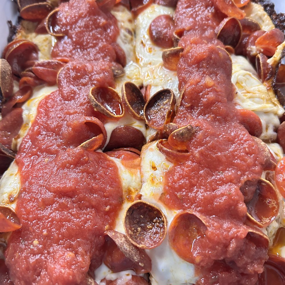 The best red sauce on the pepperoni. The best red sauce on the pepperoni.