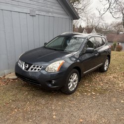 LaFontaine Buick GMC - 2013 Nissan Rouge
