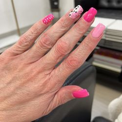 Felangi Salon