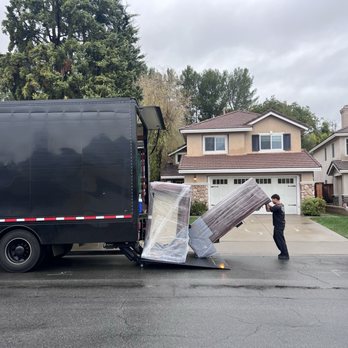 The Moving Company - Movers Near Me - Placentia, California The Moving Company - Movers Near Me - Placentia, California