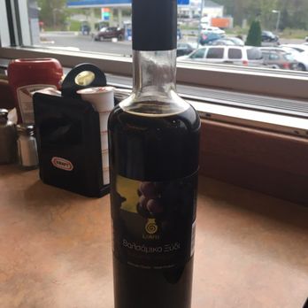 Blue Colony Diner - Balsamic vinaigrette - Diners Near Me - Newtown, Connecticut Blue Colony Diner - Balsamic vinaigrette - Diners Near Me - Newtown, Connecticut
