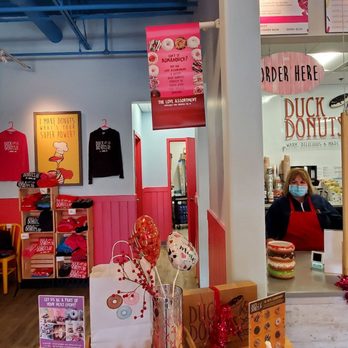 Duck Donuts - Gift ideas - Donuts Near Me - Chesterfield, Missouri