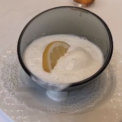 Mama Rosa - Does lemon sorbet usually come out as lemon soup? Is this normal for lemon sorbet?