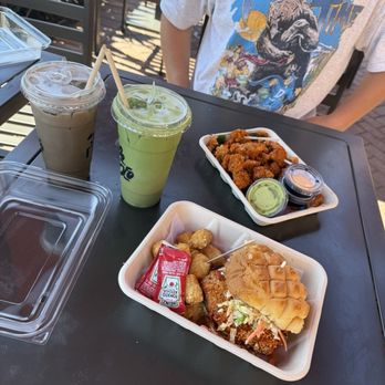 Bopomofo Cafe - taiwanese fried chicken sandwich, popcorn chicken - Cafes Near Me - Irvine, California