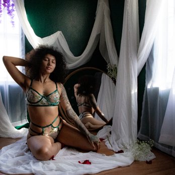 Abundance Boudoir - Boudoir Photography Near Me Abundance Boudoir - Boudoir Photography Near Me