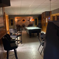 Mayflower Tavern - The pool table