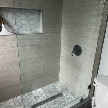 Rincon Property Management - I loved the shower very nice - Property Management Near Me - Ventura, California