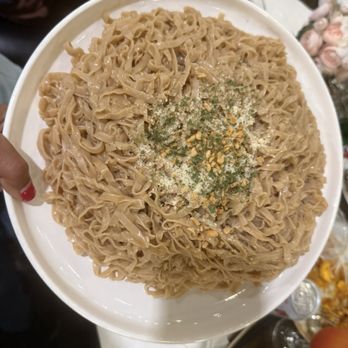 Amazing Basil - Garlic noodles - Asian Fusion Near Me - Fremont, California