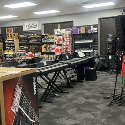 Willis Music Union Centre - Keyboards