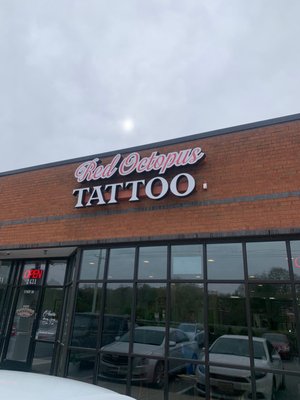 RED OCTOPUS TATTOOS - Updated August 2024 - 57 Photos & 96 Reviews ...
