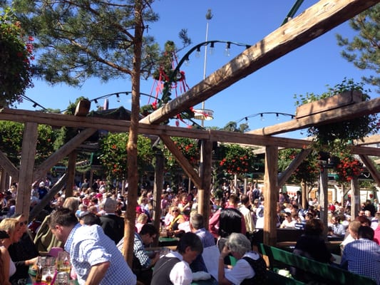 Käfer-Wiesn-Schänke by null