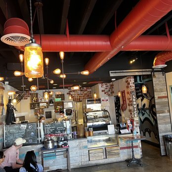 Cafe 86 - Ambience - Desserts Near Me - Artesia, California