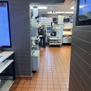 McDonald's - 25 minutes.... Drive thru might be better - Fast Food Near Me - Jackson, Georgia McDonald's - 25 minutes.... Drive thru might be better - Fast Food Near Me - Jackson, Georgia