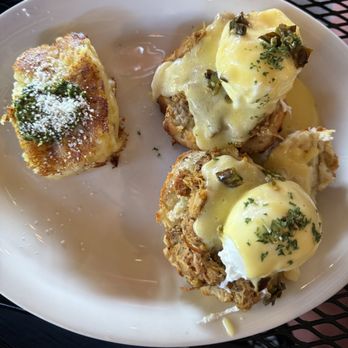 Nate's Garden Grill - Pulled Pork Benedict - American Near Me - San Diego, California