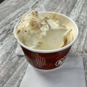 Cold Stone Creamery - Banana Caramel Crunch - Ice Cream & Frozen Yogurt Near Me - Burbank, California Cold Stone Creamery - Banana Caramel Crunch - Ice Cream & Frozen Yogurt Near Me - Burbank, California