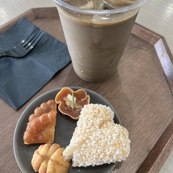 DAMO - Coffee & Tea Near Me - Los Angeles, California