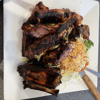 Tu’s Kitchen - Grilled pork ribs with shredded cabbage, also excellent with rice. Ribs were perfectly marinated and grilled. - Vietnamese Near Me - Broomfield, Colorado Tu’s Kitchen - Grilled pork ribs with shredded cabbage, also excellent with rice. Ribs were perfectly marinated and grilled. - Vietnamese Near Me - Broomfield, Colorado