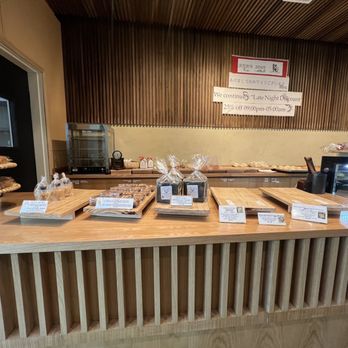 Pullman Bread - Inside - Japanese Near Me - Enterprise, Nevada