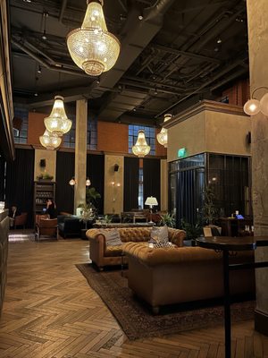 Death & Co Denver by null