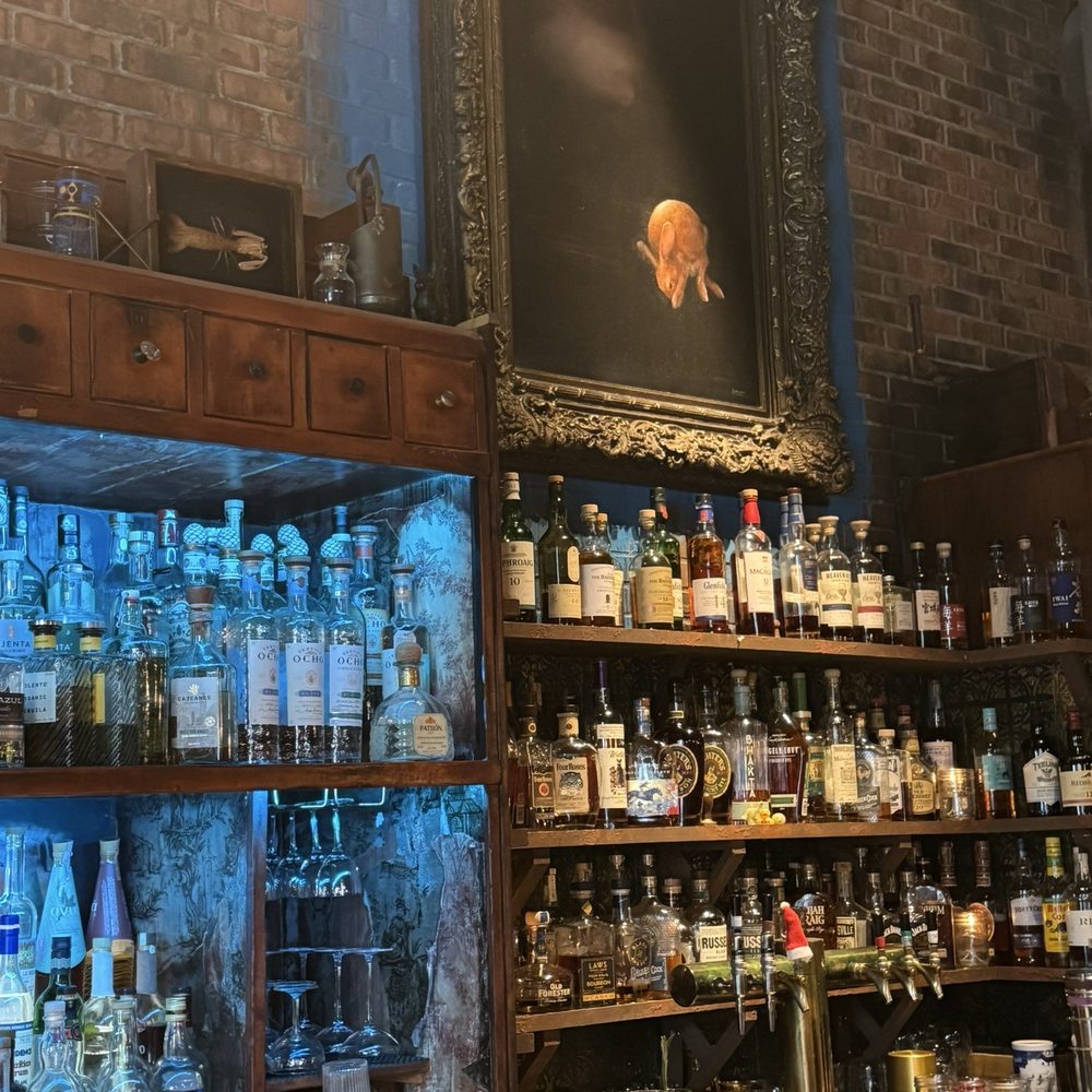 The Courtesy - Cocktail Bars Near Me - Winter Park, Florida The Courtesy - Cocktail Bars Near Me - Winter Park, Florida