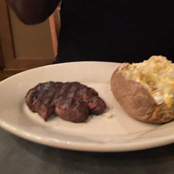 Black Angus Steakhouse - Filet Mignon Center Cut - Steakhouses Near Me - Chandler, Arizona