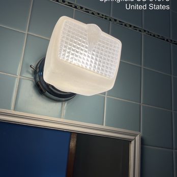 Starlite Motel - The only plug the the bathroom is on the base of this light! - Hotels Near Me - Springfield, Colorado