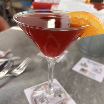 Square Grouper - Islamorada - Pomegranate martini - Seafood Near Me - Islamorada, Florida Square Grouper - Islamorada - Pomegranate martini - Seafood Near Me - Islamorada, Florida