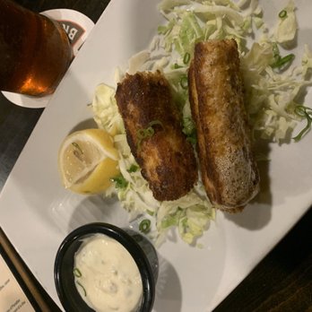 Kona Brewing - Beer bartered fish - Pubs Near Me - Honolulu, Hawaii