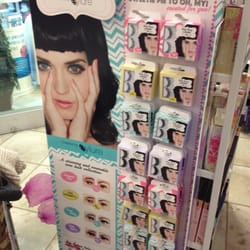 Planet Beauty - They have Katie Perry lashes!!