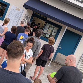 Honeypie - Line at Sat august 7 at 7 pm. 5 minutes to order, 20 minutes for food. Quick, considering the line. - Burgers Near Me - Jamaica, Vermont Honeypie - Line at Sat august 7 at 7 pm. 5 minutes to order, 20 minutes for food. Quick, considering the line. - Burgers Near Me - Jamaica, Vermont
