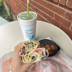 Tropical Smoothie Cafe