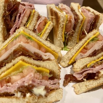 Sandfiddler Cafe - a plate of sandwiches - Breakfast & Brunch Near Me - Norfolk, Virginia