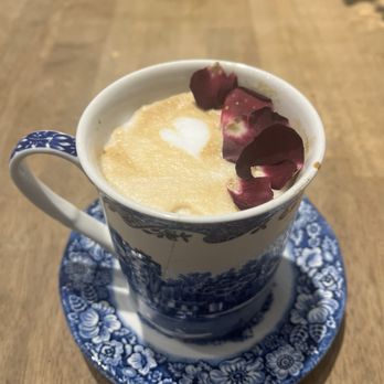 maman - love struck latte - Coffee & Tea Near Me - Washington, DC, District of Columbia