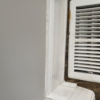 FirstKey Homes - Filthy air vents filled with pet hair and some pet urine - Real Estate Services Near Me - Marietta, Georgia FirstKey Homes - Filthy air vents filled with pet hair and some pet urine - Real Estate Services Near Me - Marietta, Georgia