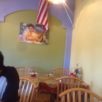 Window Box Cafe - Back room dining area - American Near Me - Rocklin, California