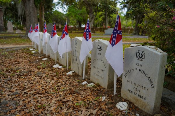Magnolia Cemetery Trust by null