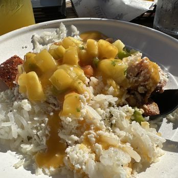 Barrio - Bowl Spice Rubbed Chicken, Pineapple Salsa,  Mango Habanero Sauce, with Queso fresco cheese - Bars Near Me - Cleveland, Ohio