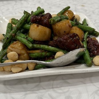 R & G Lounge - Steak Cubes with Macadamia Nuts / 夏果牛柳粒 - Seafood Near Me - San Francisco, California R & G Lounge - Steak Cubes with Macadamia Nuts / 夏果牛柳粒 - Seafood Near Me - San Francisco, California