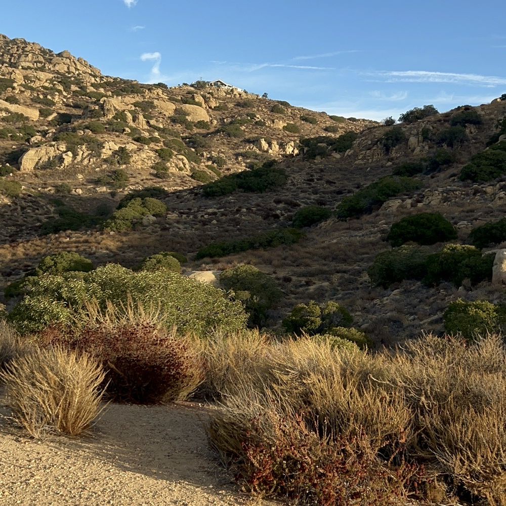 Chatsworth Oaks Park - Parks Near Me - Chatsworth, California
