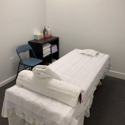 Red Sun Spa - Massage Room