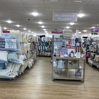 HomeGoods - Department Stores Near Me - Lakeland, Florida