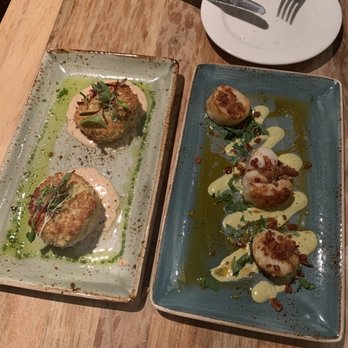 Bluewater Boathouse Seafood Restaurant Coronado - Crab cakes and Seared Scallops w/ Jalapeño Aioli* - Seafood Near Me - Coronado, California