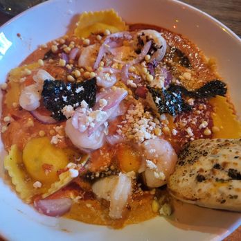 Todo Un Poco - Shrimp ravioli - Pizza Near Me - Elk Grove, California Todo Un Poco - Shrimp ravioli - Pizza Near Me - Elk Grove, California
